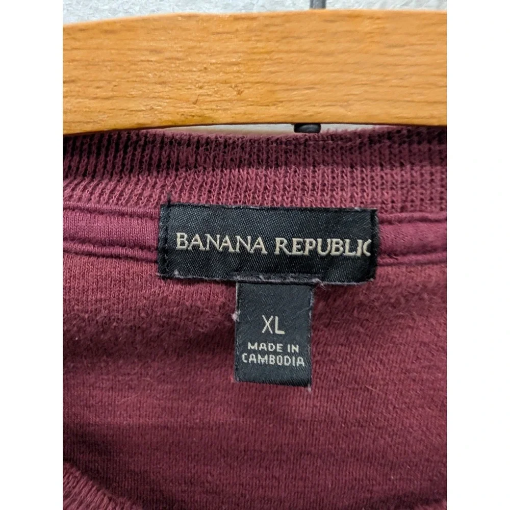 Banana Republic Men's Burgundy Slub Knit Raglan Long Sleeve Crewneck Shirt- XL